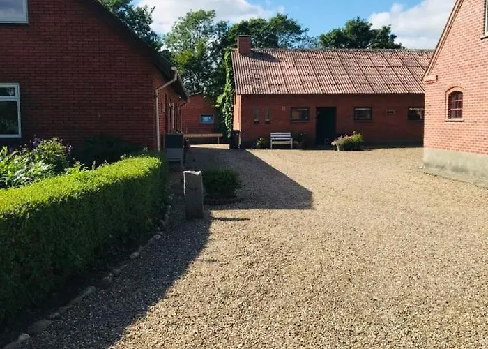 Bed & Breakfast Molgaard By *